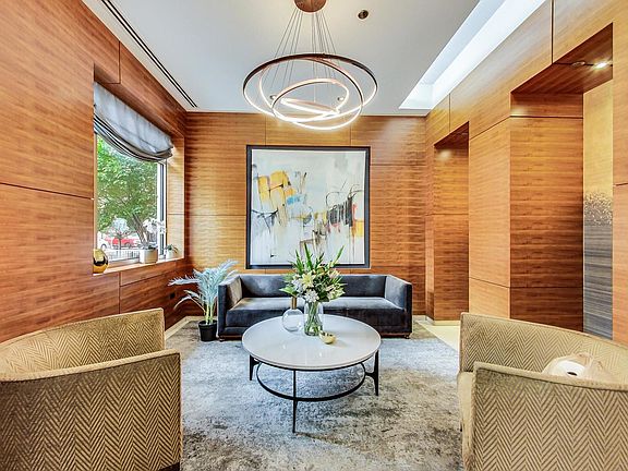 3rd image of 1629 S Prairie Ave #1801
