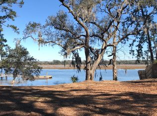 6 Medders Ln, Seabrook, SC 29940