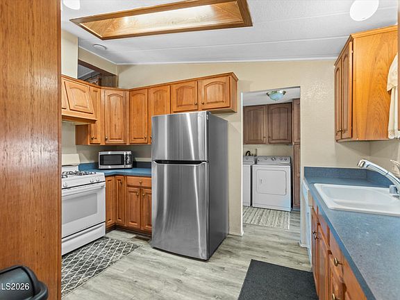 5th image of 3880 Toucan Ct