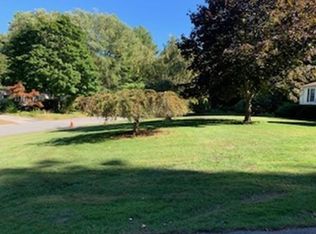 22 Kendell Ln, Salisbury, MA 01952