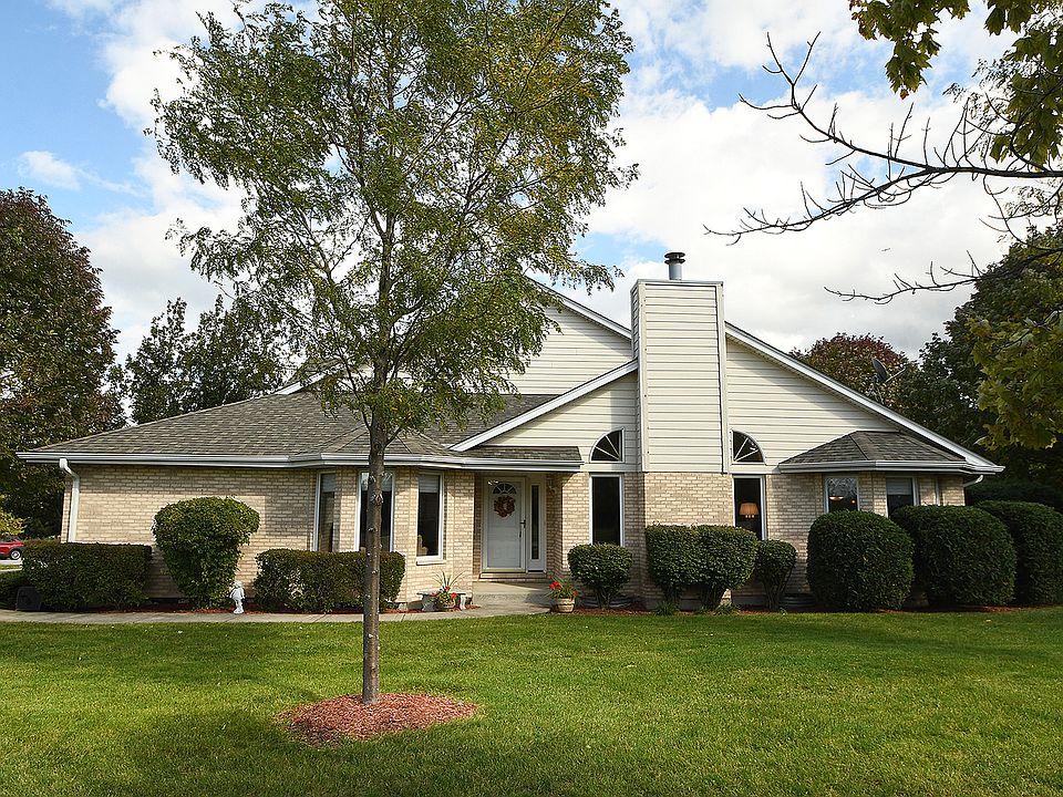 1st image of 9429 Boardwalk Ln #9429