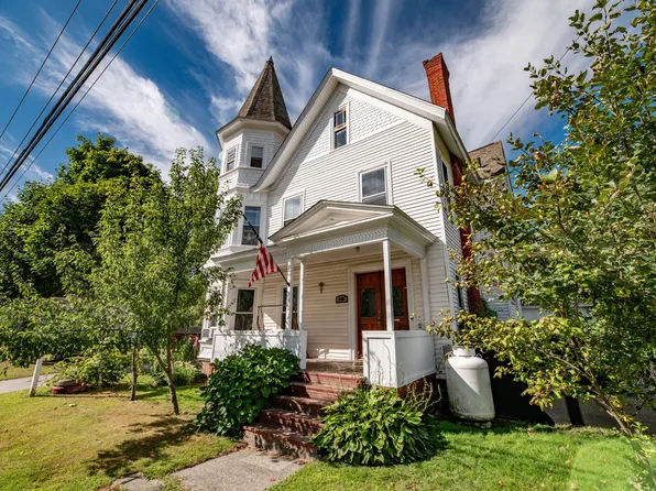 140 Hartland Avenue, Pittsfield, ME 04967