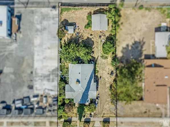 310 E 21st St, Bakersfield, CA 93305