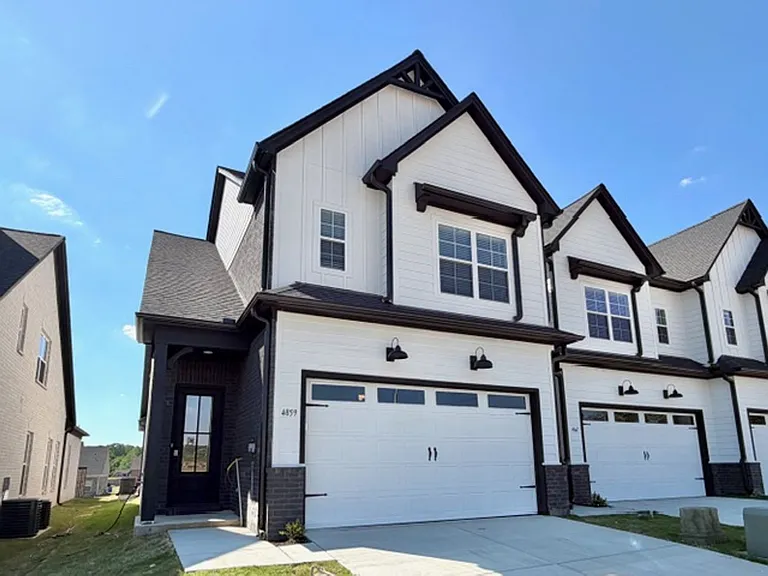 4859 Chatelet Dr — Photo 2
