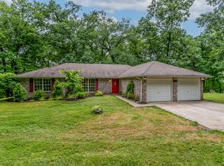 4989 E Wilson Turner Dr, Columbia, MO 65202