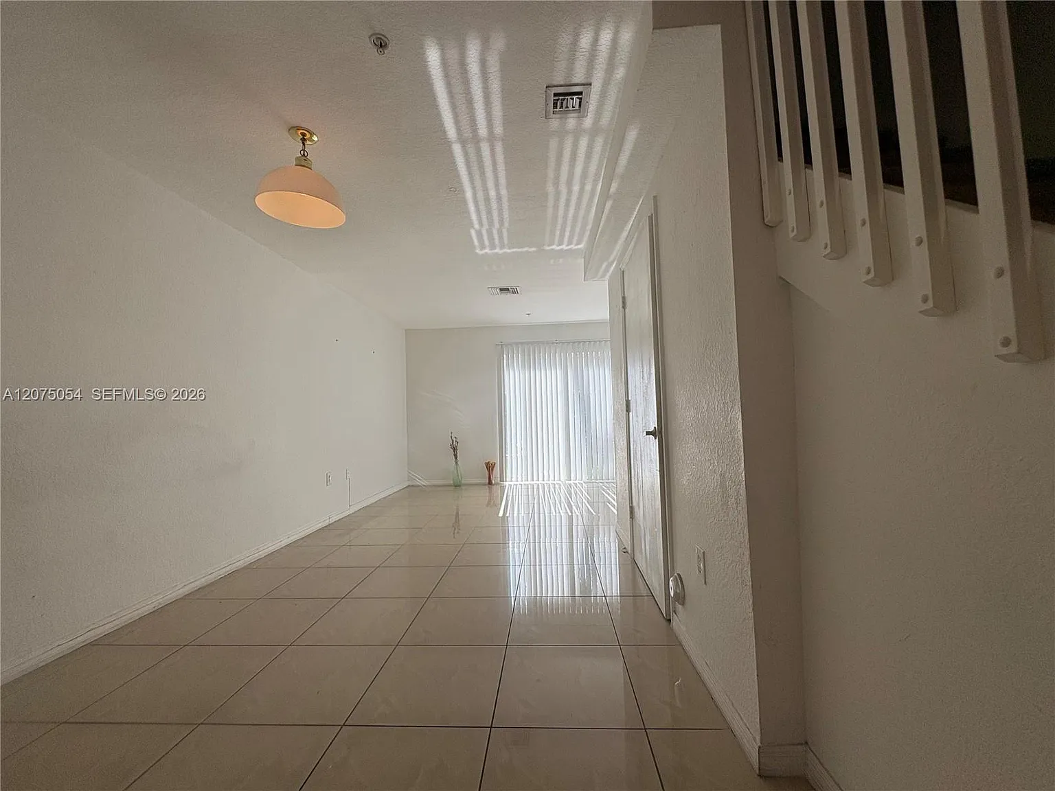 Aqua Vista Townhomes Cond — Photo 3
