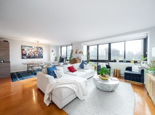 700 Grove St APT 4P, Jersey City, NJ 07310