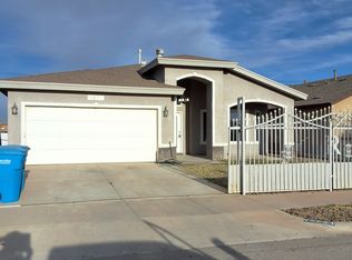 13631 Pecos River Rd, Clint, TX 79836