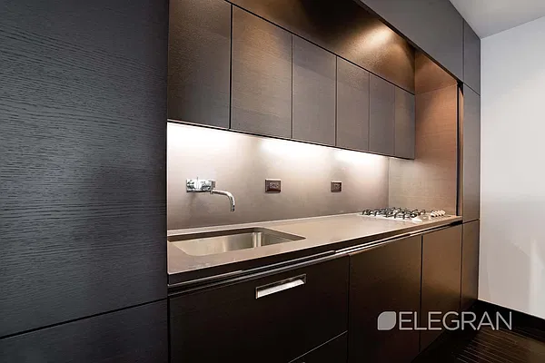 Rented by (Legacy) Elegran | media 26