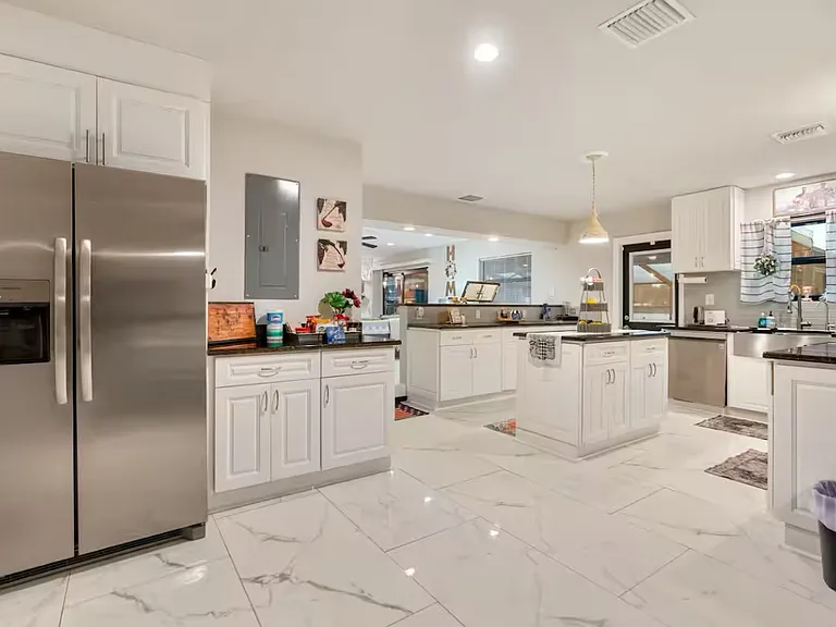 15413 E Lake Burrell Dr — Photo 14