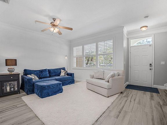 3rd image of 826 Dakota Drive #101