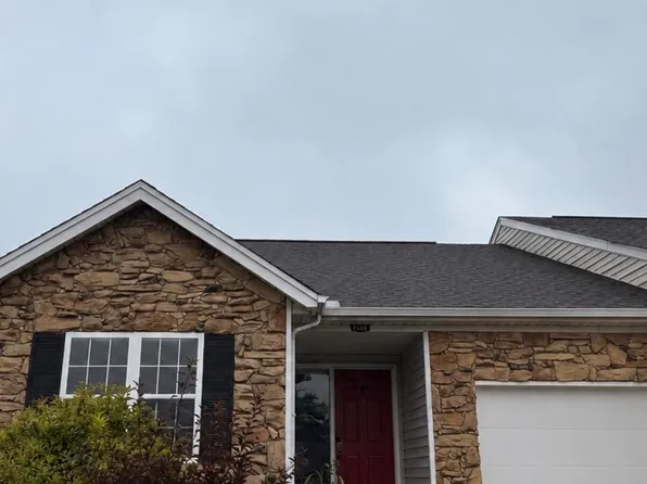 8484 Watersedge Dr, Florence, KY 41042