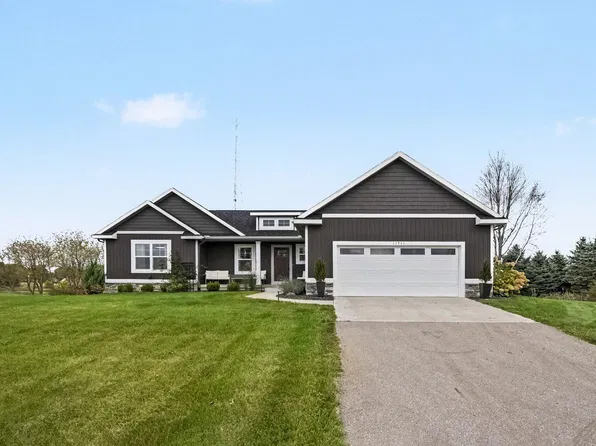 11741 64th St SE, Alto, MI 49302