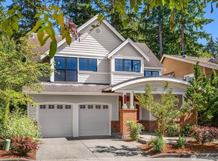 2933 NE Dayton Ct, Issaquah, WA 98029