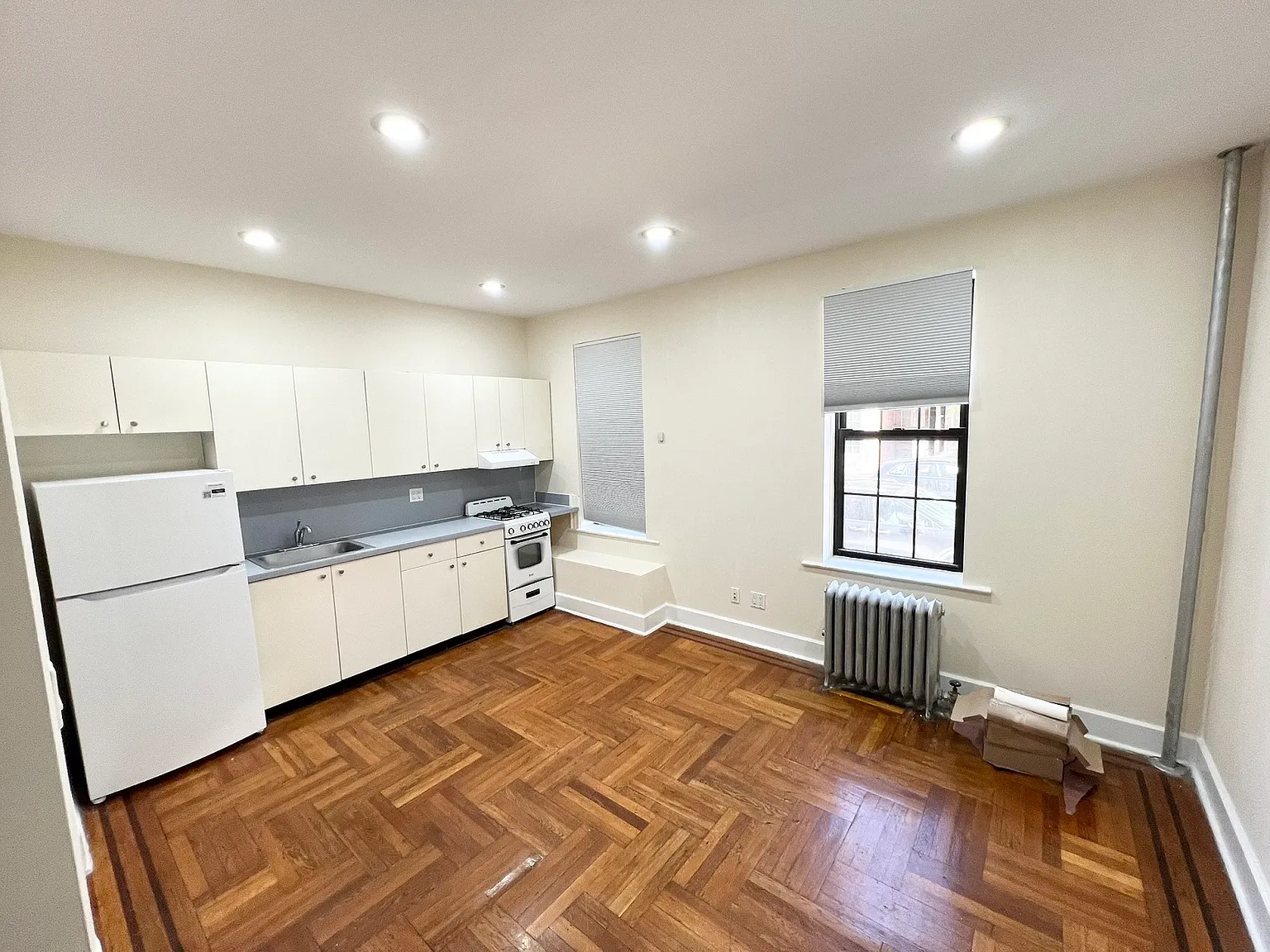 23-28 31st Avenue — Photo 4