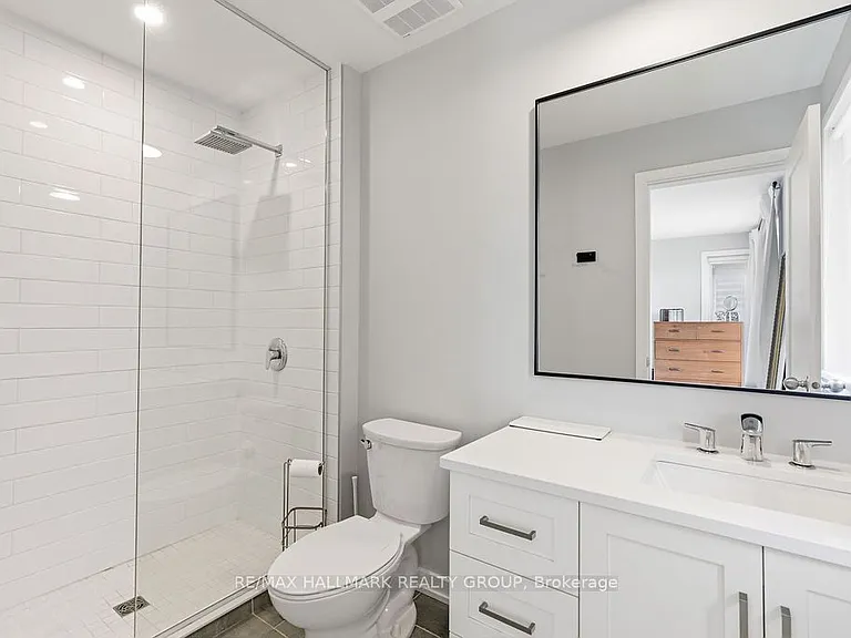 854 Mikinak Rd — Photo 30