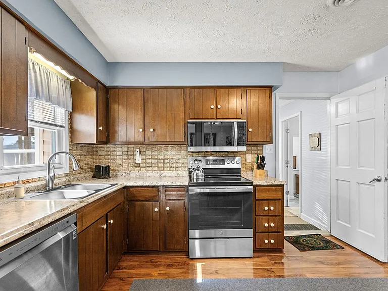 119 Misty Pine Dr — Photo 2