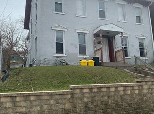 460 1/2 Loras Blvd, Dubuque, IA 52001