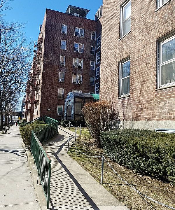 1st image of 393 Avenue S #6G