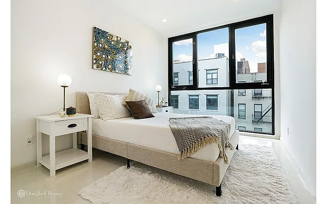 Sold by Douglas Elliman | media 20