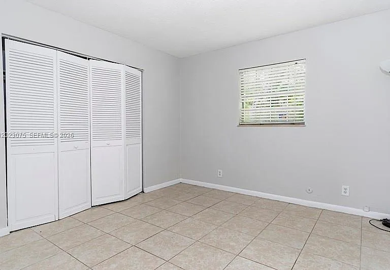 3910 NW 4th Ct — Photo 14