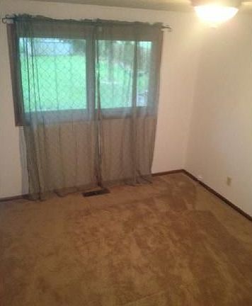4th image of 11380 Goudy Garden Ln NE