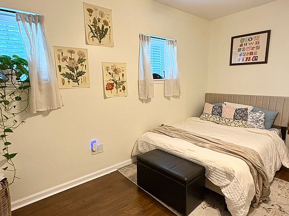 4th image of 1624 16th Ave S APT 100