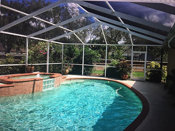 3rd image of 19501 Lake Osceola Ln