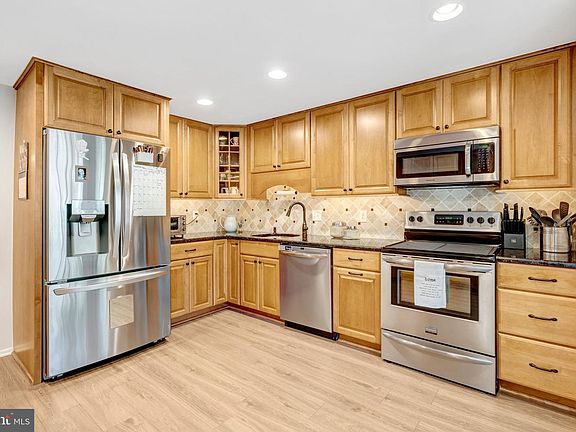 5th image of 5968 Clerkenwell Ct