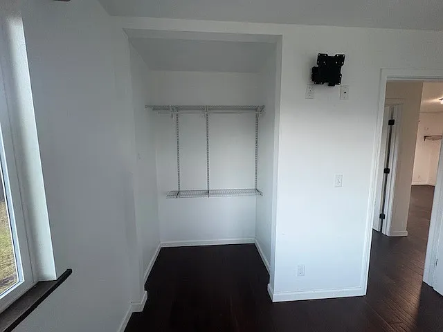 2 bed, 672 sqft, $1,800 — Photo 4