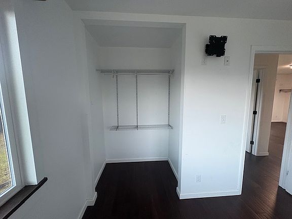 4th image of 16-2141 Coral Dr