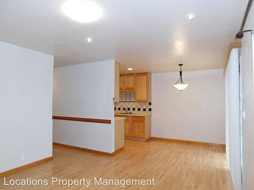 5th image of 453 Mananai Pl APT B