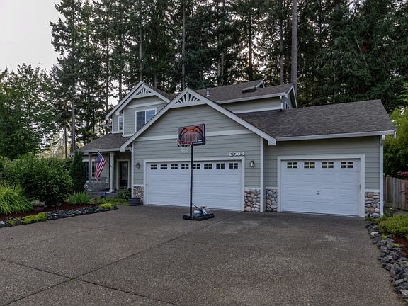 2nd image of 2604 Havelock Ct