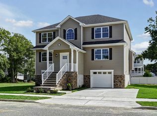 11 Montana Ave, Middletown, NJ 07748
