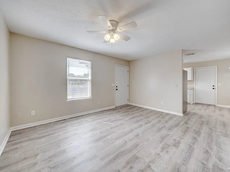 3722 Burnham Way — Photo 13