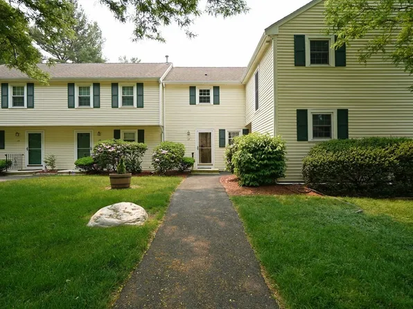 285 E Main St APT 17, Norton, MA 02766