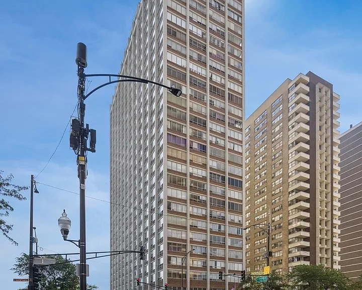 6171 N Sheridan Rd #2404 — Photo 2