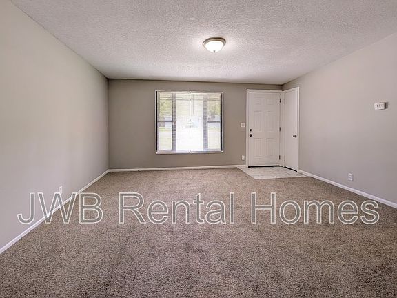 3rd image of 7762 Lake Park Dr