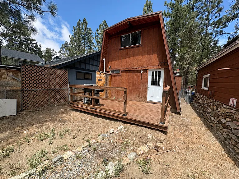 624 Elysian Blvd — Photo 11
