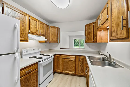 Ridge Creek Apartments Photo 1