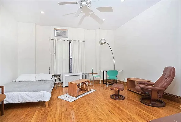 Rented by Oxford Property Group | media 29