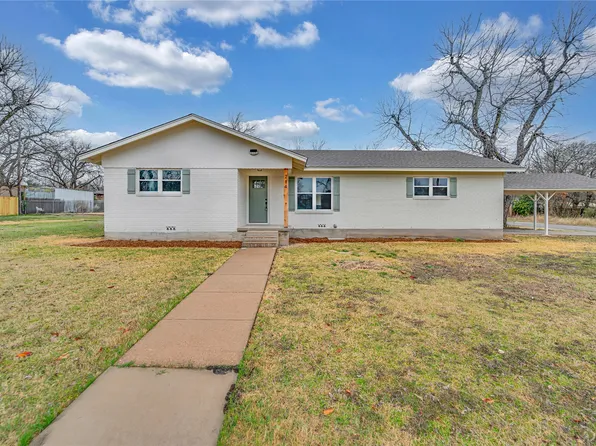 214 N Avenue P, Clifton, TX 76634
