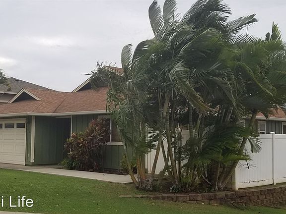 2nd image of 20 W Makaukau Loop