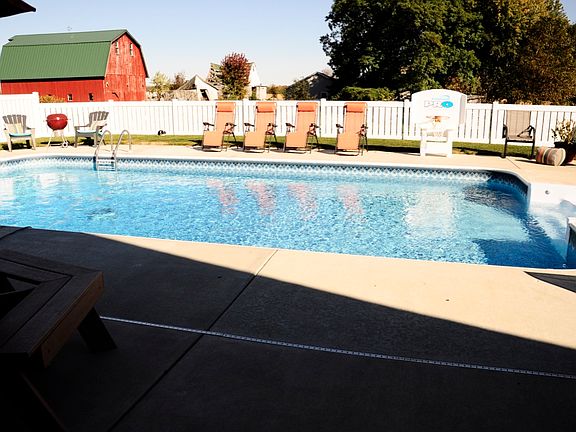 4th image of 1516 Clover Leaf Ln
