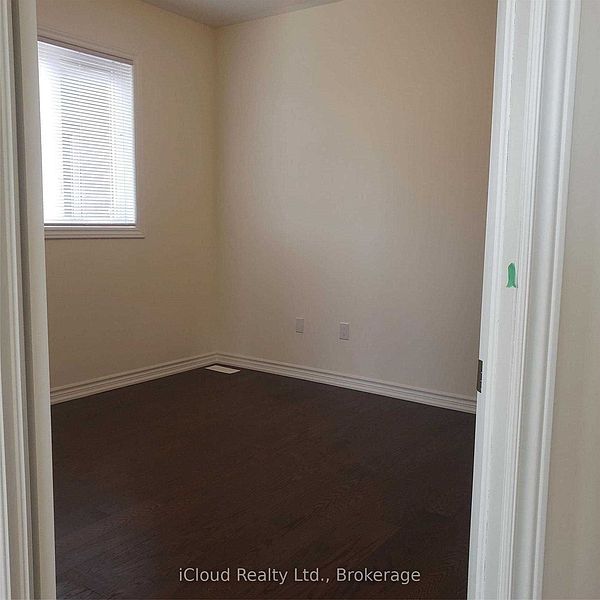 Brampton House for rent - 3 Bedrooms — photo 5