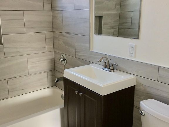 4th image of 3562 Vinton Ave APT 3