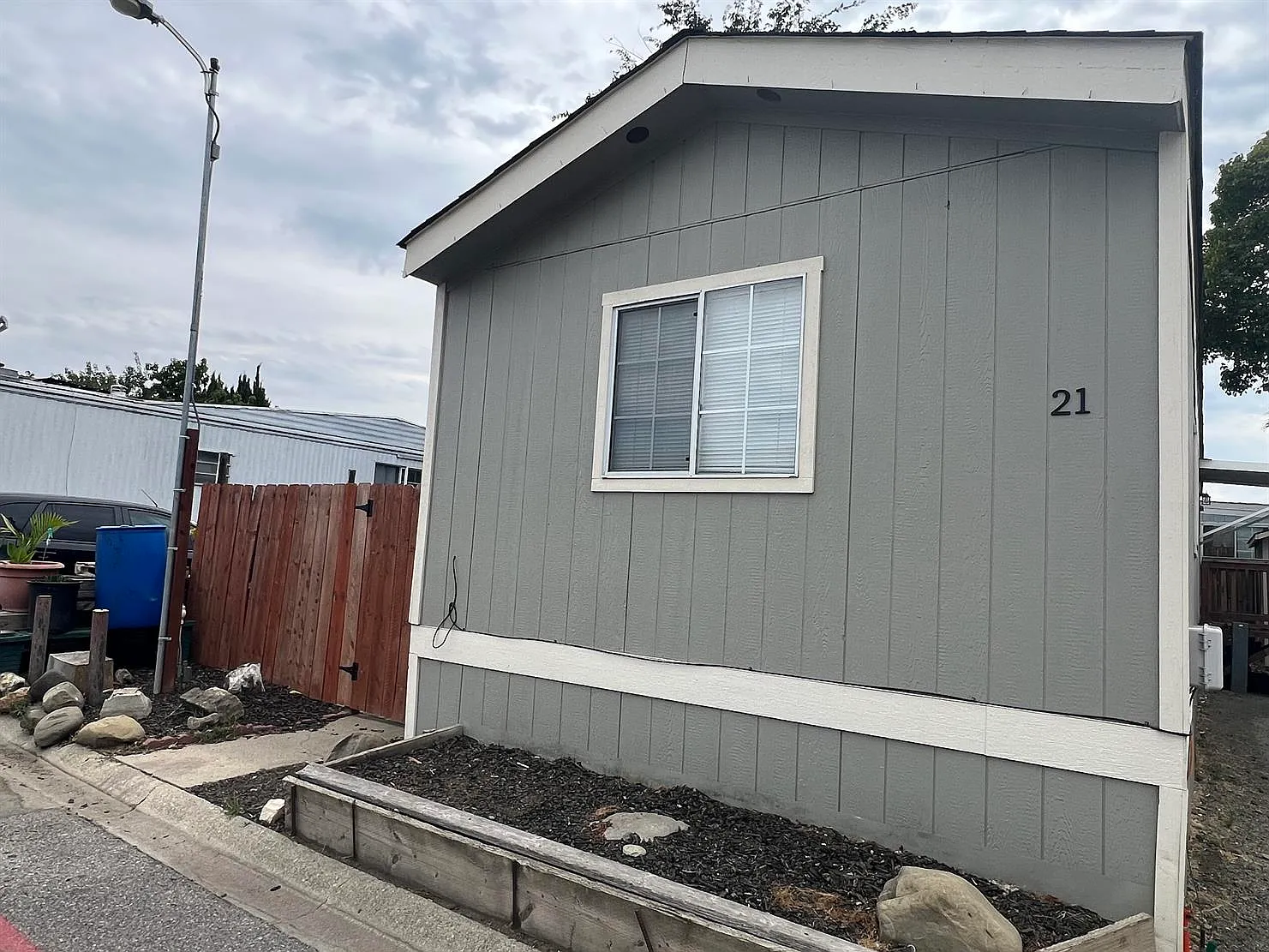 2 bed, 784 sqft, $2,535 — Photo 2