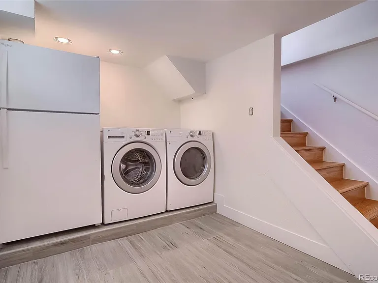 2232 S Clayton St — Photo 36