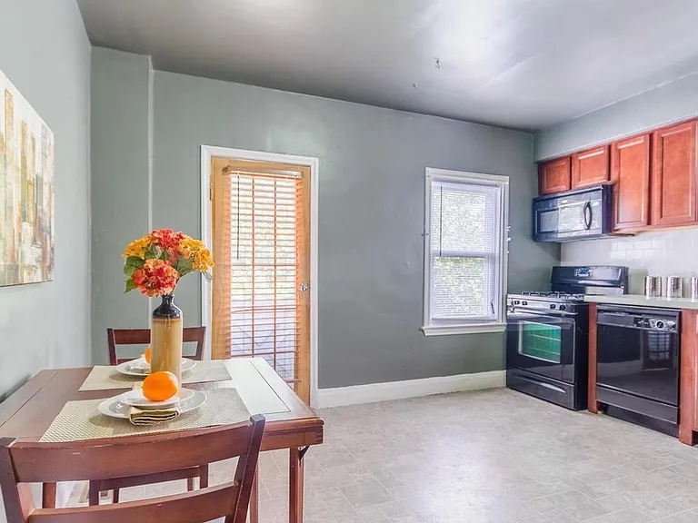 5637 Govane Ave — Photo 5