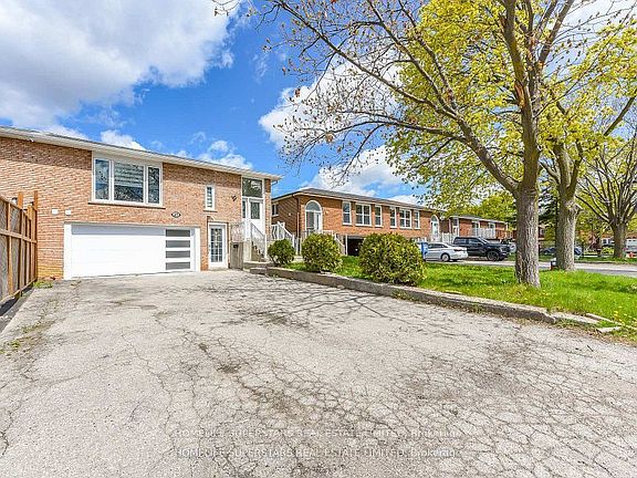 3rd image of 47 Jade Cres #Basement
